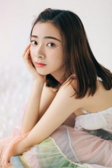 老扒夜夜春宵翁熄性放纵30在线